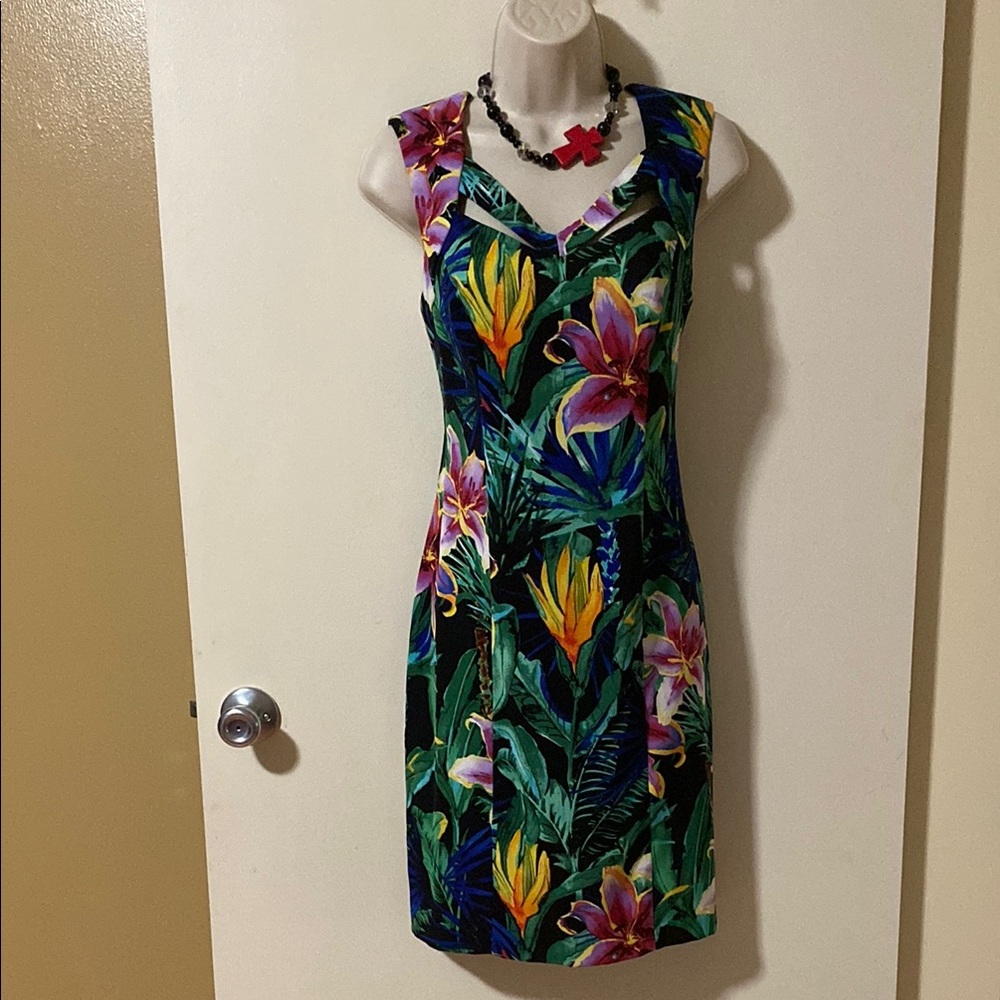 Floral Sleeveless Dress - Multicolor